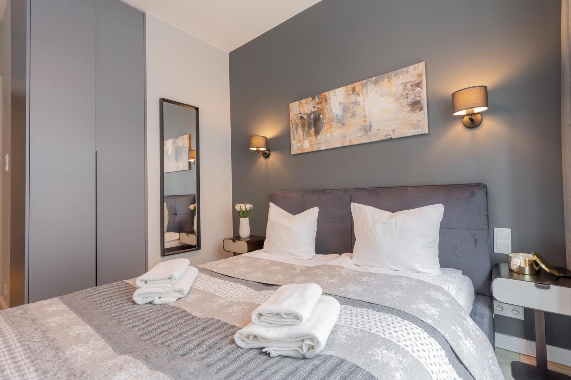 Golden Apartments Warsaw - Luxury Building With Terrace On The Roof - Sienna Str Dış mekan fotoğraf